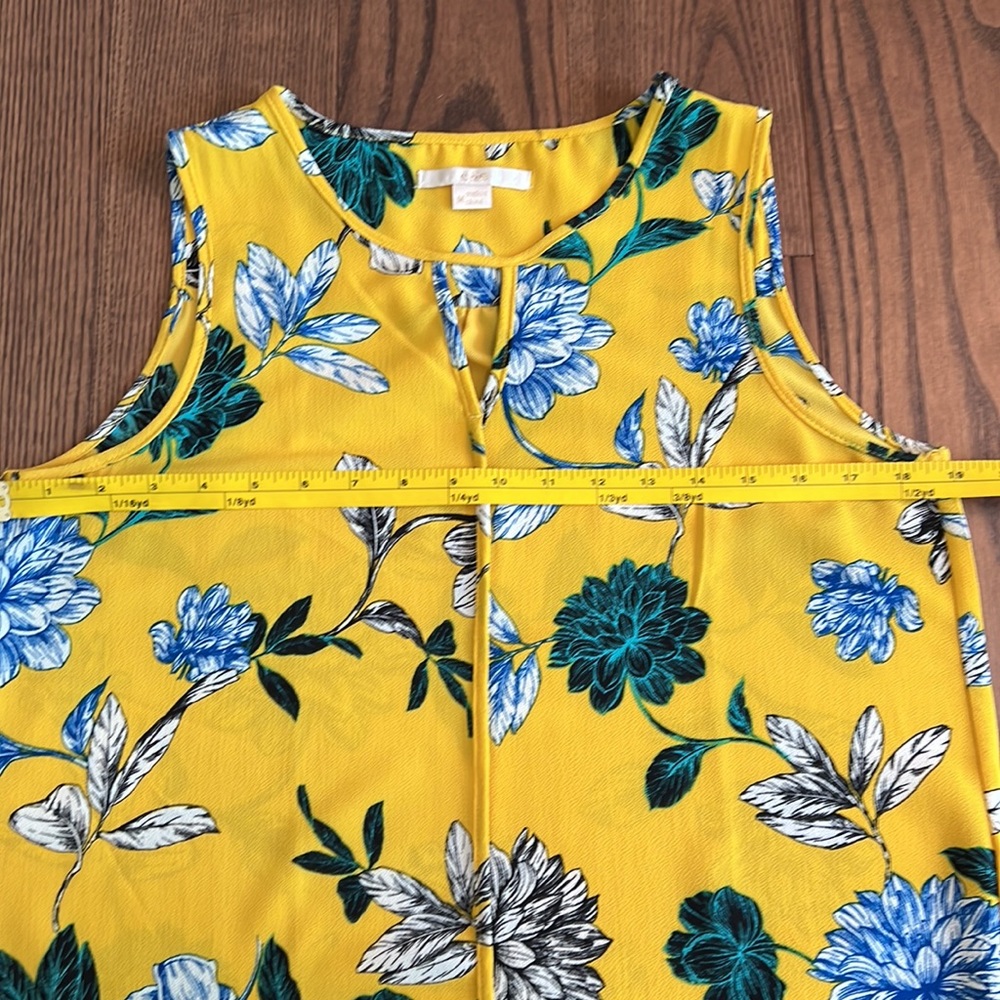 C&E Floral Tank Blouse - Picture 5 of 10